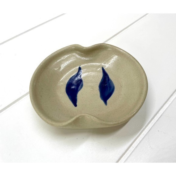 Vintage Williamsburg Pottery Small Trinket‎ Dish - Picture 5 of 5